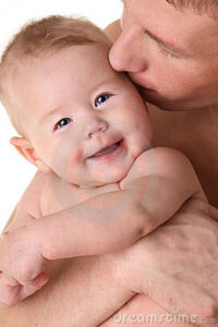 father-kissing-smiling-baby-18165019 (2)