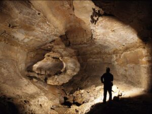 969754-mammoth-cave_2117_600x450